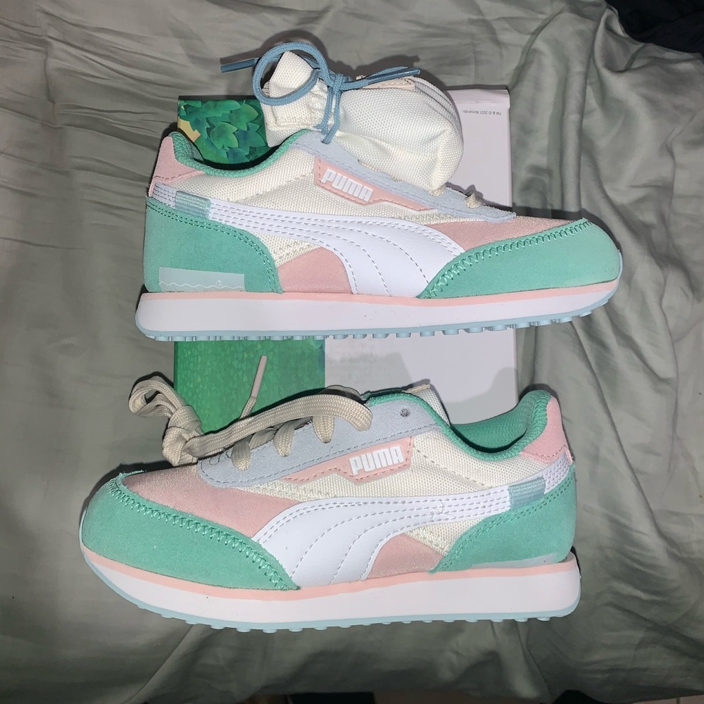 Animal Crossing Puma Kids Shoes Size 13 C
